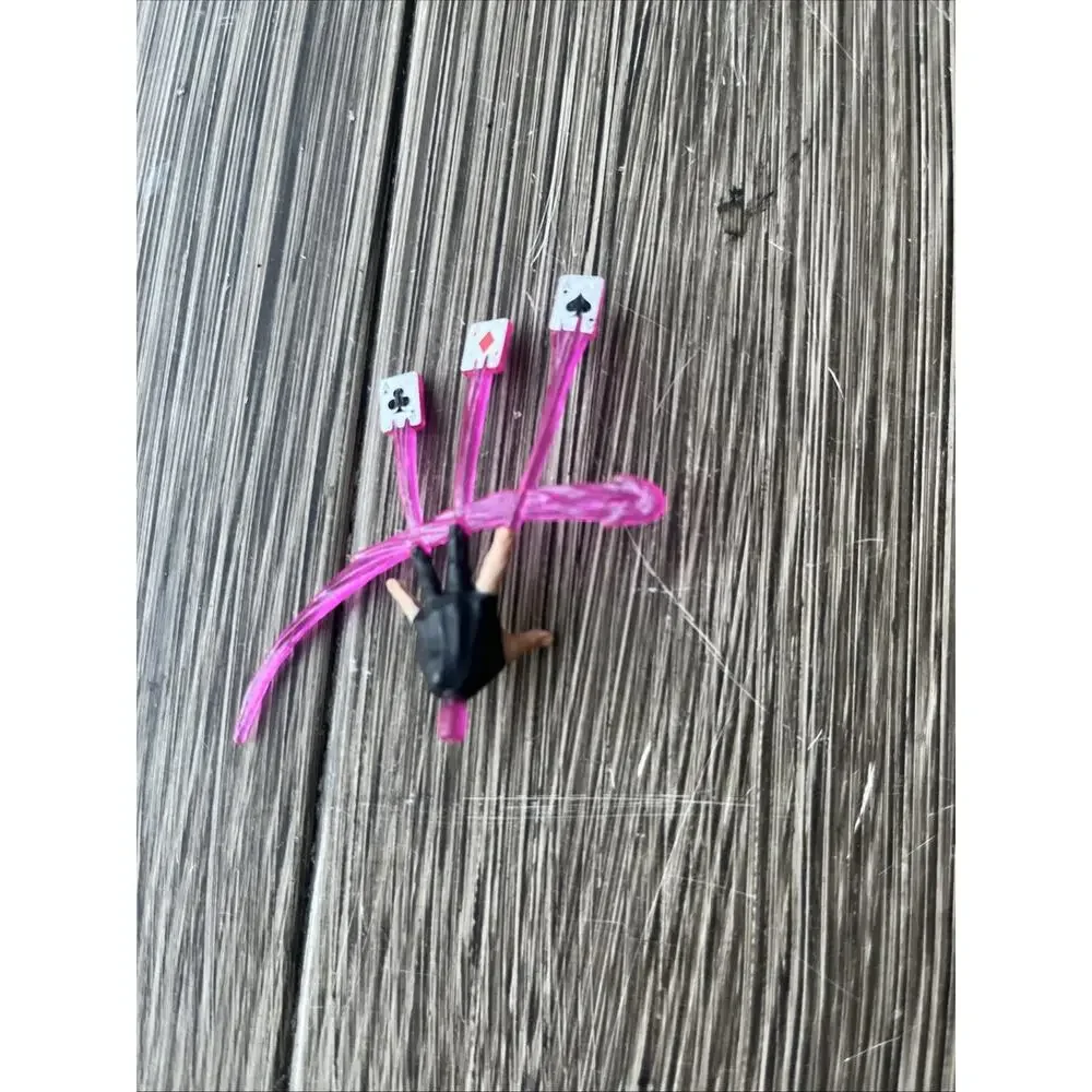 Marvel Legends - Gambit Hand W/ Cards Figure Fodder - Hasbro